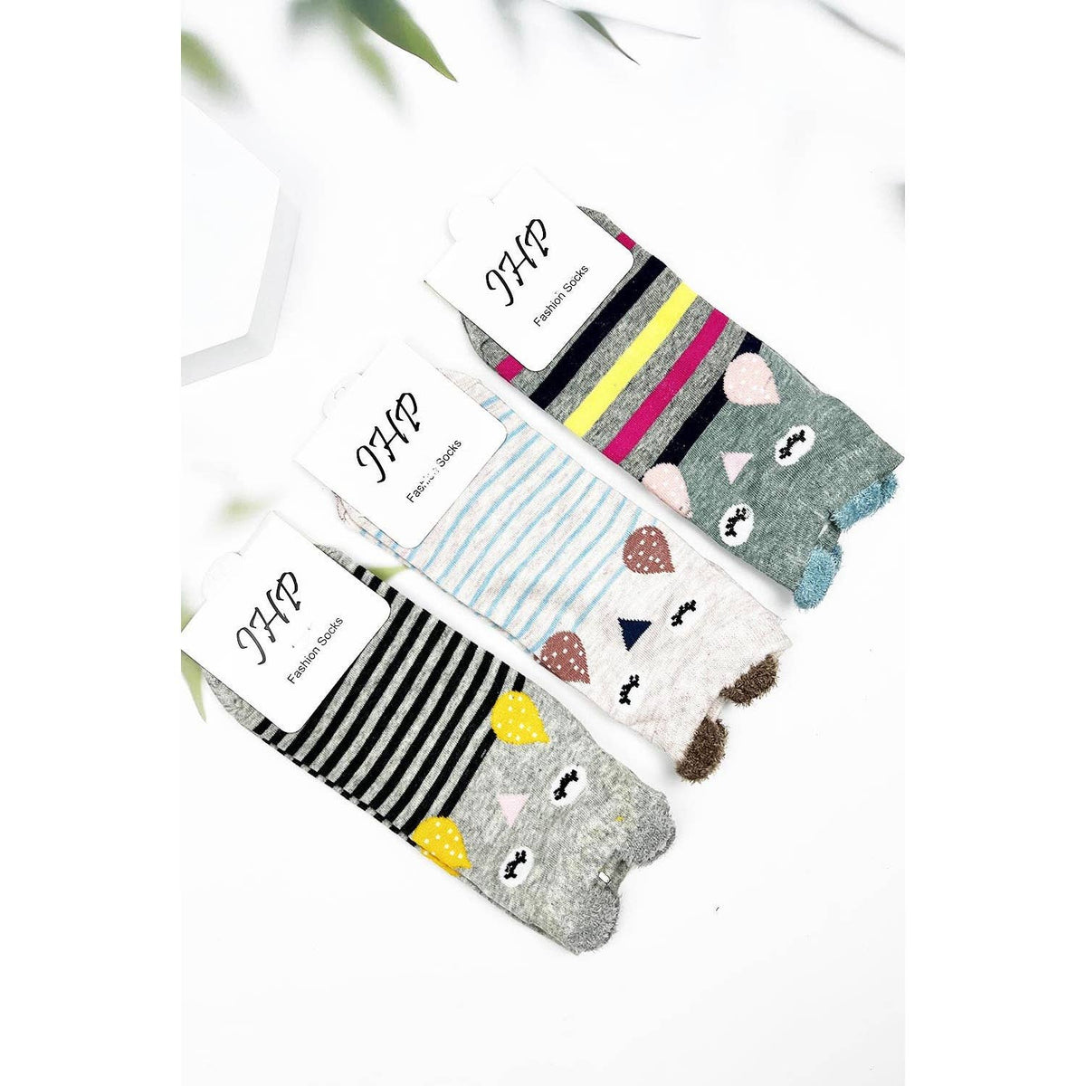 ANIMAL WITH STRIPES PRINT KIDS ANKLE SOCKS