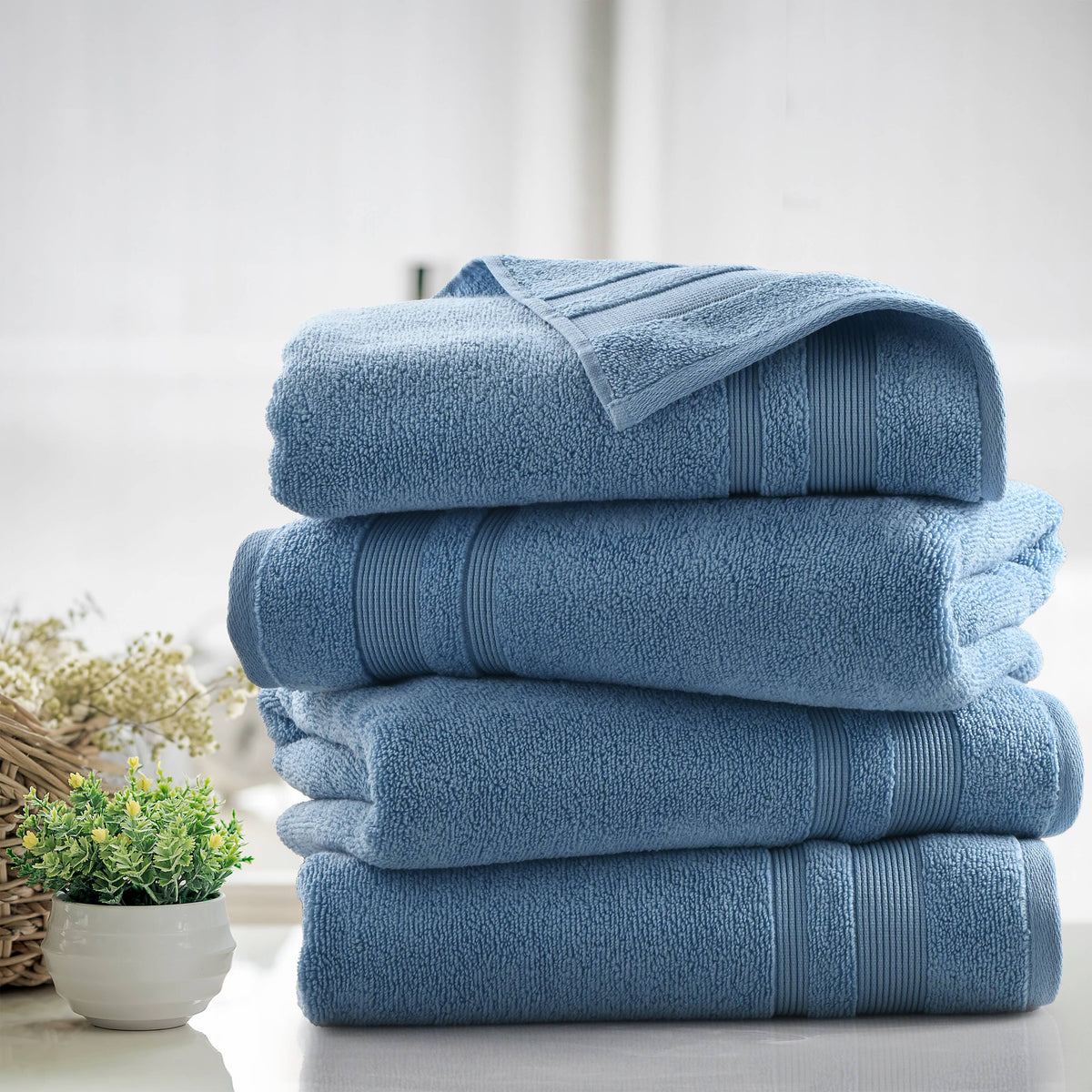 Kathy Ireland Zero Twist 100% Cotton Plush Bath Towels
